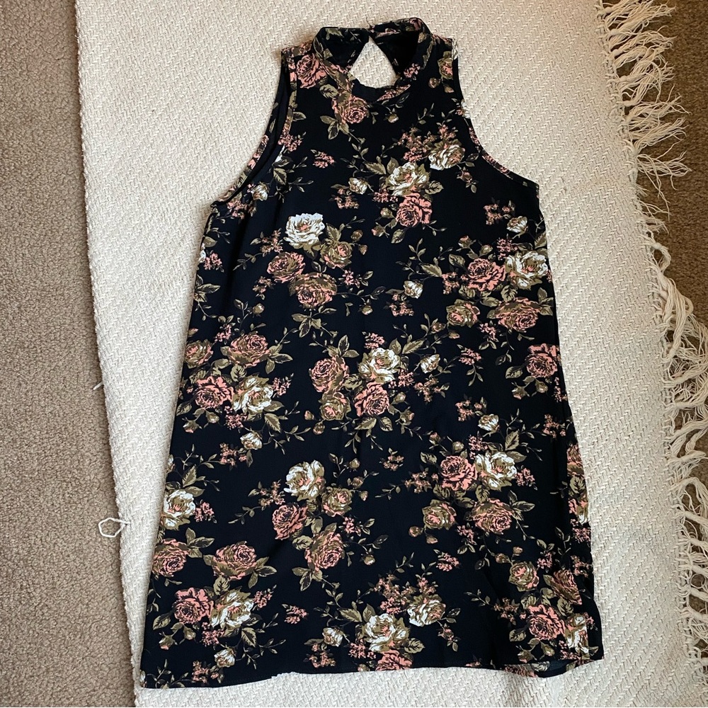 🌼 FLORAL DRESS